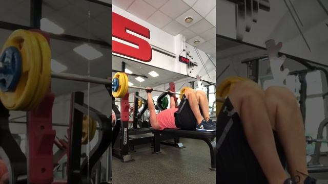 19.06.19 тренировка 17/3 жим лёжа узким хватом, согнутые ноги на лавке смотреть онлайн