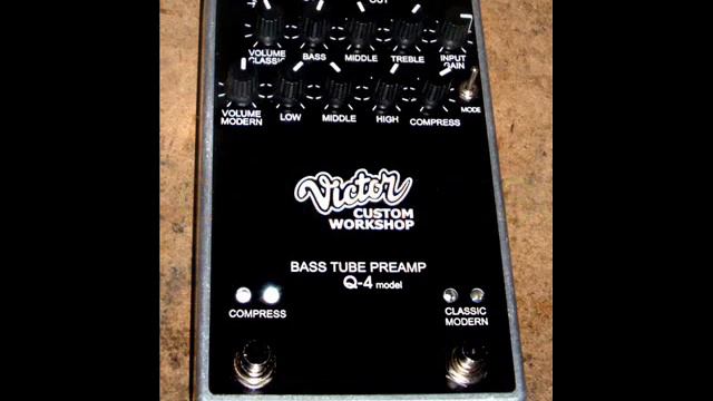 Копия видео VICTOR CUSTOM Q 4 BASS TUBE PREAMP DEMO смотреть онлайн