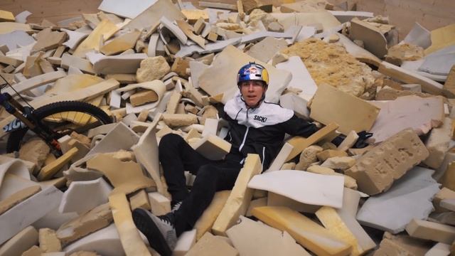 Backflip onto a Pickup |SickSeries#42 смотреть онлайн