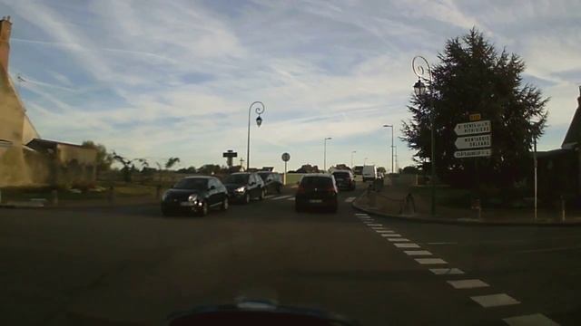 Франция. Город Jargeau и мост через Луару/ France/Jargeau/Loire смотреть онлайн