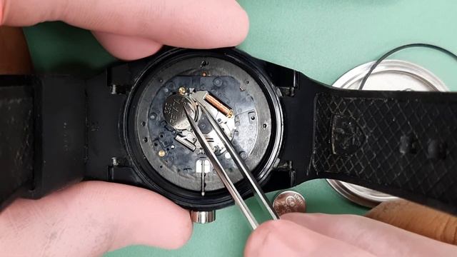 How To Change Battery FERRARI Chronograph Watch смотреть онлайн