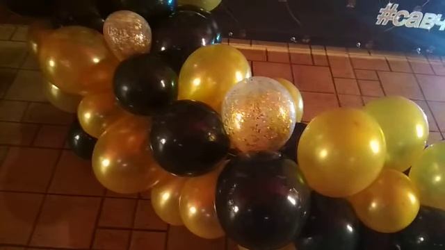 Разноколиберная гирлянда из шаров. Ставрополь Мир Шаров. смотреть онлайн