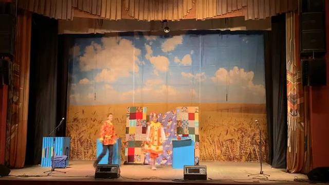 Клуб юных организаторов досуга "Праздничный саквояж" - "Мальчик-с-пальчик и другие" М. Бартенева смотреть онлайн