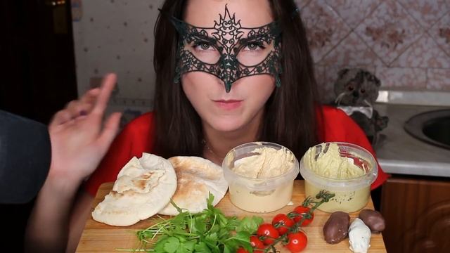 МУКБАНГ ХУМУС и Лепешки *ОТПУСК в ЭМИРАТАХ*/MUKBANG Hummus EATING SOUNDS