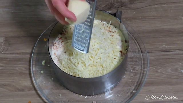 Mimosa salad! Salata "Mimoza" - o salată în straturi cu un gust uimitor! смотреть онлайн