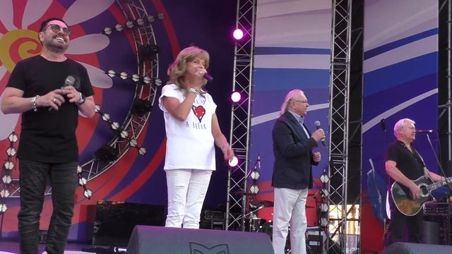 ВИА Самоцветы - Продолжение (Парк Царицыно День семьи любви и верности 08 07 2018) смотреть онлайн