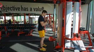 Сгибание Рук с Нижнего Блока: Мастер-класс по тренировке бицепсов и предплечий