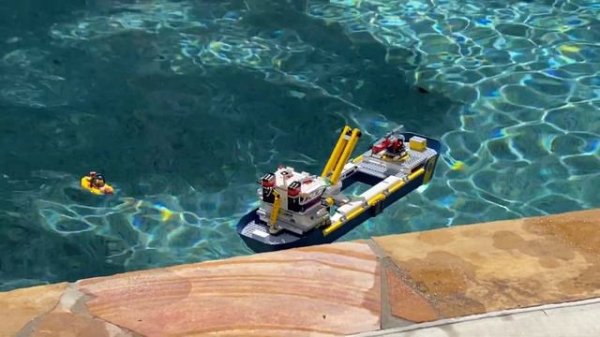 LEGO Ocean Exploration Ship 60266 Float Test!