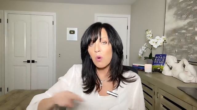 HOW THE NARCISSIST REACTS WHEN YOU STOP PLAYING THEIR MIND GAMES/LISA ROMANO смотреть онлайн