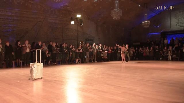 Andrey Gusev i Vera Bondareva - JIVE смотреть онлайн