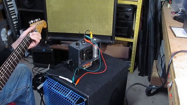 Voice of Music 8810 Amplifier and Test Negative Feedback Loop смотреть онлайн
