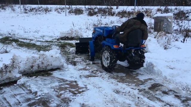 На что способен минитрактор Скаут Т 12 смотреть онлайн