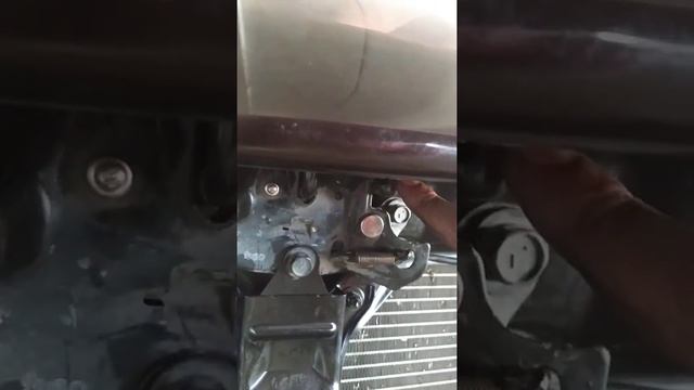 How To¹⁴ Fix Hood Latch On 2016 Nissan Frontier SE #13 смотреть онлайн