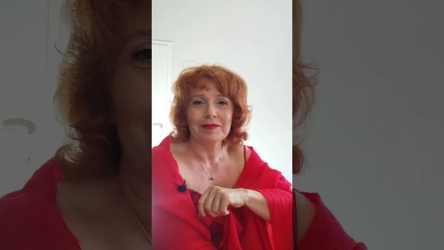 Научиться вставать раньше. Зеркалам улыбаться чаще… Вера Сухомлин©. смотреть онлайн