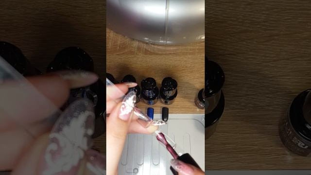 Новинки от Vogue nails и Nail Passion.выкраска. смотреть онлайн