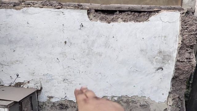 Вывезли мусор.  Какой будет беседка и как работали вывозилы))