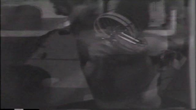 Schusterman Levine: A Boxing Fable - "I'm Still Pretty" Clip смотреть онлайн