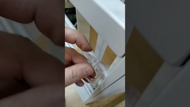 Шаг 12) Установка механизма фиксации для подвижной стенки смотреть онлайн