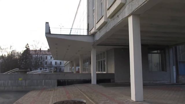 О ГОРИСПОЛКОМЕ И ВИЛЛЕ САВУА ЛЕ КОРБЮЗЬЕ смотреть онлайн