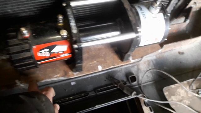 Установка лебёдки на Фрилендер смотреть онлайн