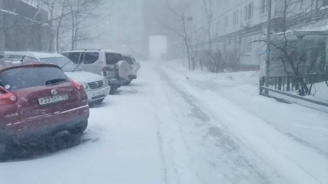 Очень сильный ветер во Владивостоке сейчас смотреть онлайн