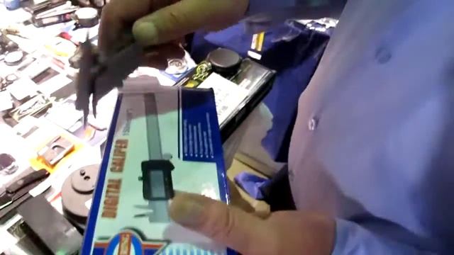 Циферблатный штангенциркуль! Ручной электронный измерительный инструмент! Разметочные циркули! смотреть онлайн