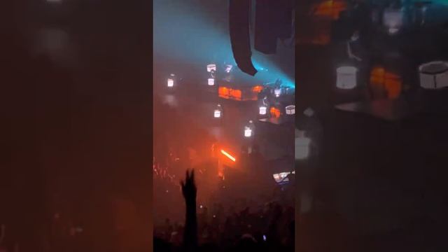 Odesza A Moment Apart- Kia Forum 8/11/2022 смотреть онлайн