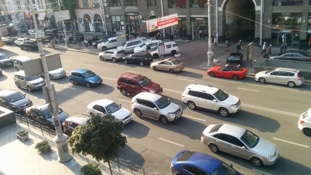 Движение транспортных средств, г.Киев, 2014-09-26 смотреть онлайн