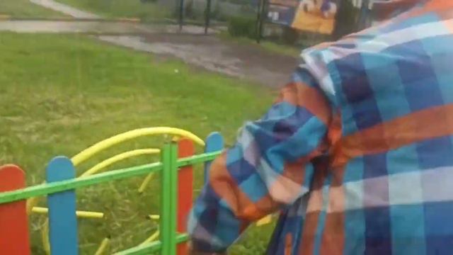 в поисках 8-ми летней девочки Тани смотреть онлайн