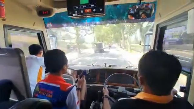 Bus medium Dion trans ngeblonggg. смотреть онлайн