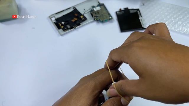Looking for an old broken phone in the trash || Old touch phone restoration from Mi phone смотреть онлайн