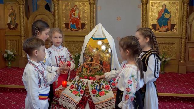 HRISTOS A INVIAT смотреть онлайн