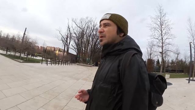 МНЕ 40 ЛЕТ. МАТЬ СОБИРАЕТ МУСОР И ЗАКРЫЛА МЕНЯ В РЕХАБ смотреть онлайн
