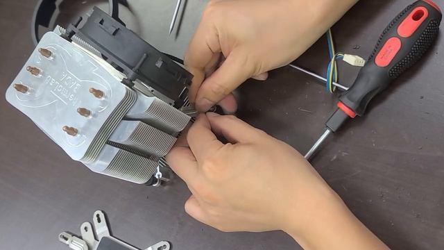 구형 CPU 쿨러를 재 활용하기 (AM3, AM4) смотреть онлайн