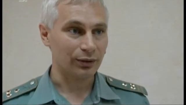 Одному столько не выкурить. Таможенники задержали в Челябинске туриста из-за 700 пачек табака смотреть онлайн