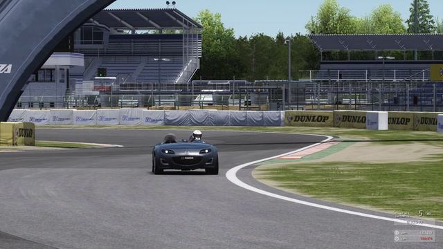 MX5 Superlight - Komarin Remix - Tsukuba 1'02 смотреть онлайн