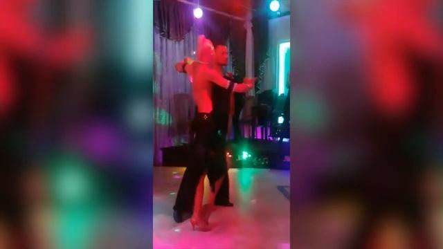 Заказать танцоров на свадьбу, мероприятие. Танцевальный шоу дуэт "Танец Звезды". Румба смотреть онлайн