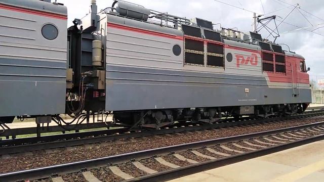 Электровоз ВЛ80с-1806 смотреть онлайн
