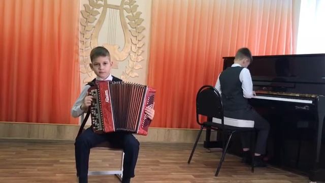 М. Качурбина «. Мишка с куклой» смотреть онлайн
