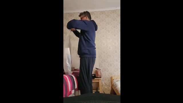 Unboxing of my Fender Limited Edition Player Stratocaster Electric Guitar Lake Placid Blue смотреть онлайн