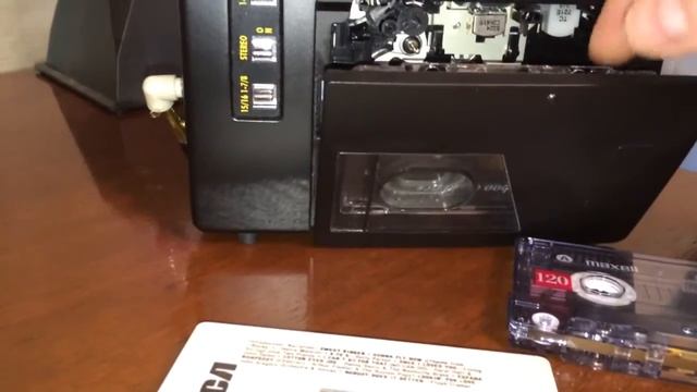 Handy Cassette II - 4 Track Recording and played on the CT-1 Talking Book Machine смотреть онлайн