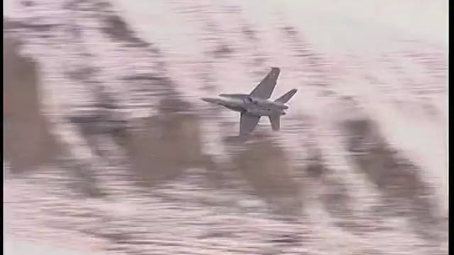 F/A-18 vs. Tiger F5 dogfight смотреть онлайн