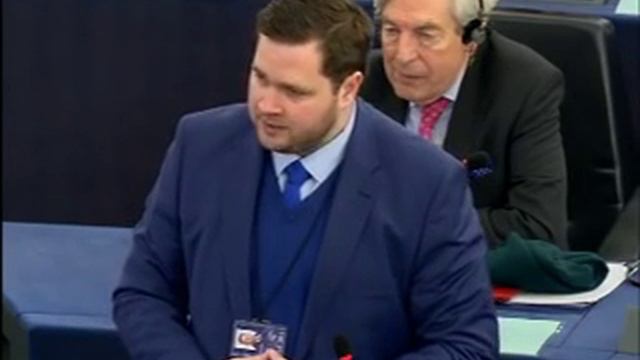 Anders Vistisen taler i EU-parlamentet смотреть онлайн