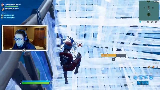 GIRL VOICE TROLLING A THIRSTY GUY ? (snapchat filter) смотреть онлайн