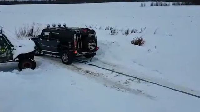 Хаммер н2 вытаскивает Ниву смотреть онлайн