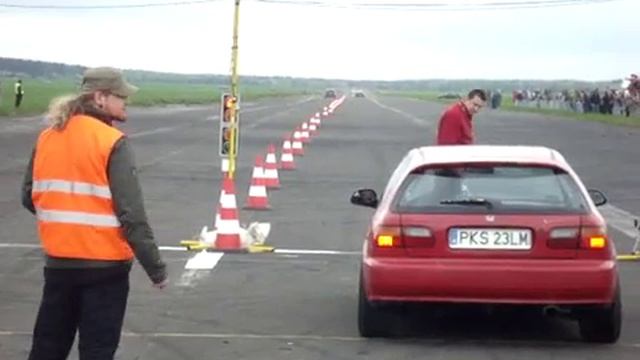 Audi Q7 V12 TDI Vs Nissan GTR