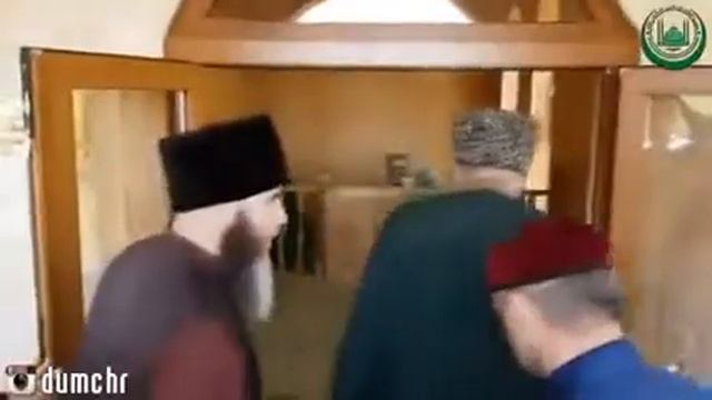 1АЬНДАРА ШЕЙХ УСТАЗ АВЛИЙАЪ 1УМАР ХЬАЬЖИ ЗИЯРАТ, ПАЧЧАХЬАН ОМРУНЦА ТА ДИНА ЗИЯРАТ, БЕРКАТЕ ВОЛЧУ ША смотреть онлайн