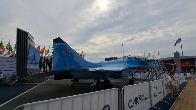 АРМИЯ - 2023. Военно-технический форум смотреть онлайн