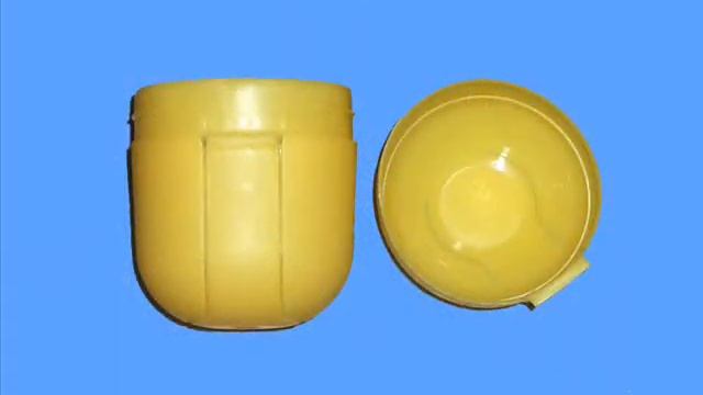 Тюльпаны из киндер-сюрпризов