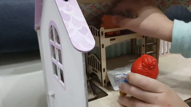 Как живут куколки ЛОЛ? Лиза покажет! смотреть онлайн